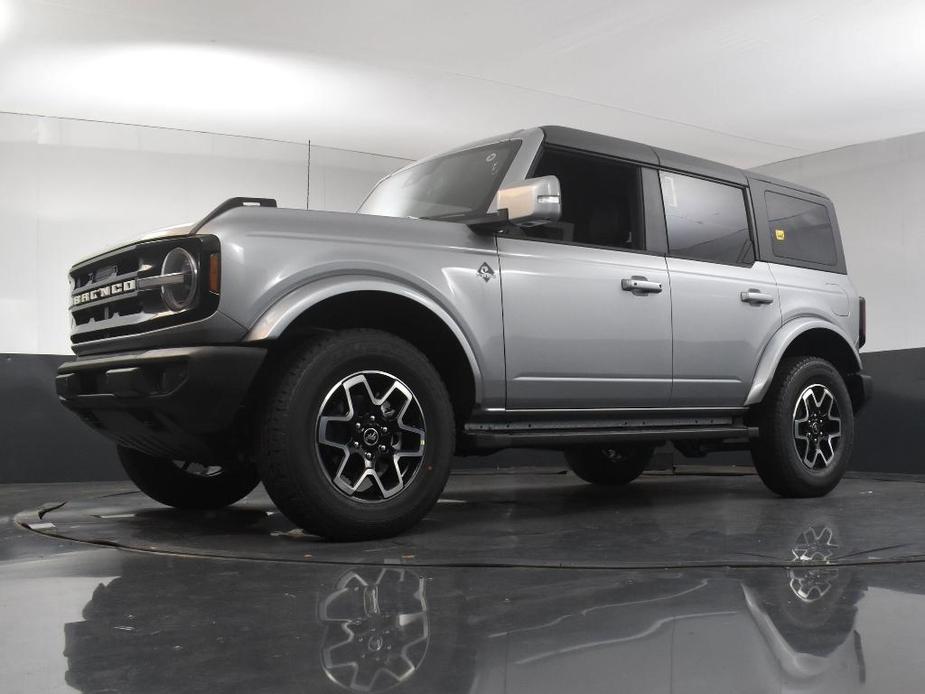 new 2024 Ford Bronco car, priced at $50,250