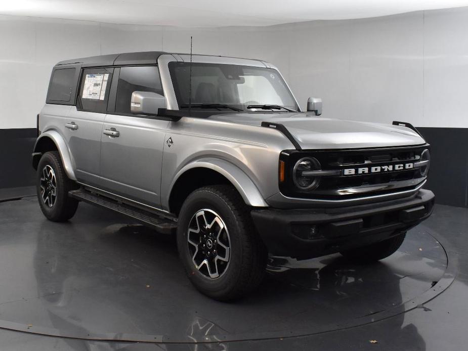 new 2024 Ford Bronco car, priced at $50,250