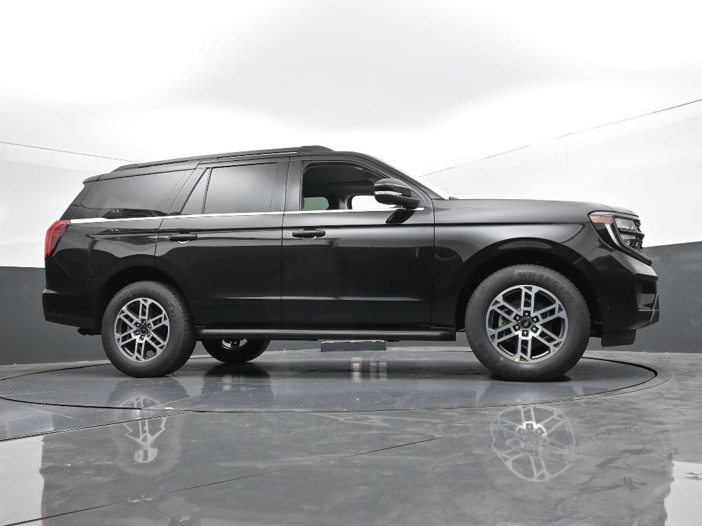 new 2025 Ford Expedition car, priced at $66,074