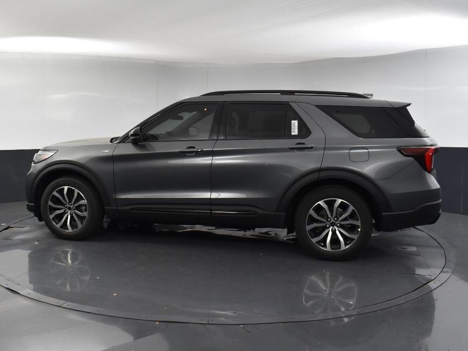 new 2025 Ford Explorer car, priced at $41,110