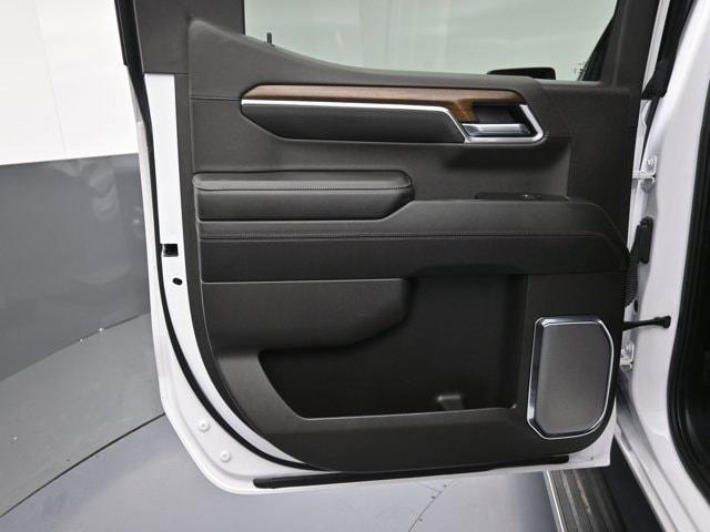 used 2024 Chevrolet Silverado 1500 car, priced at $52,994