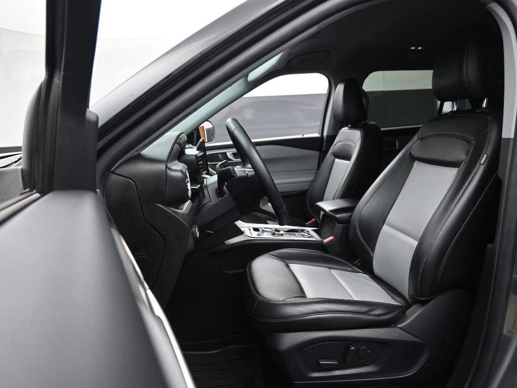 used 2023 Ford Explorer car, priced at $28,994