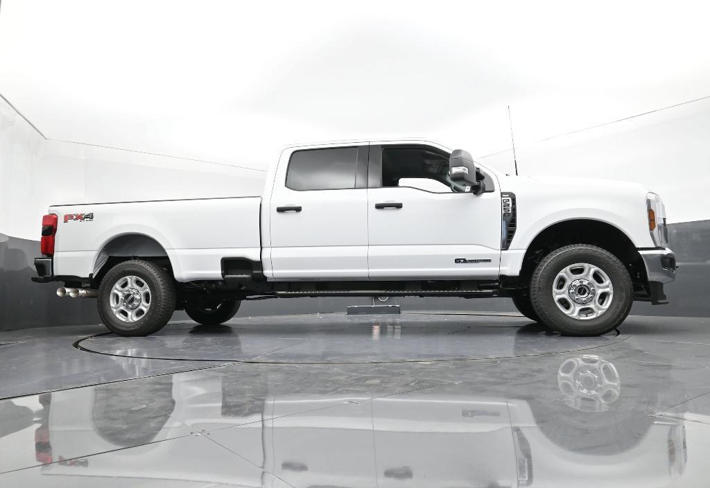 new 2025 Ford F-250 car, priced at $72,785