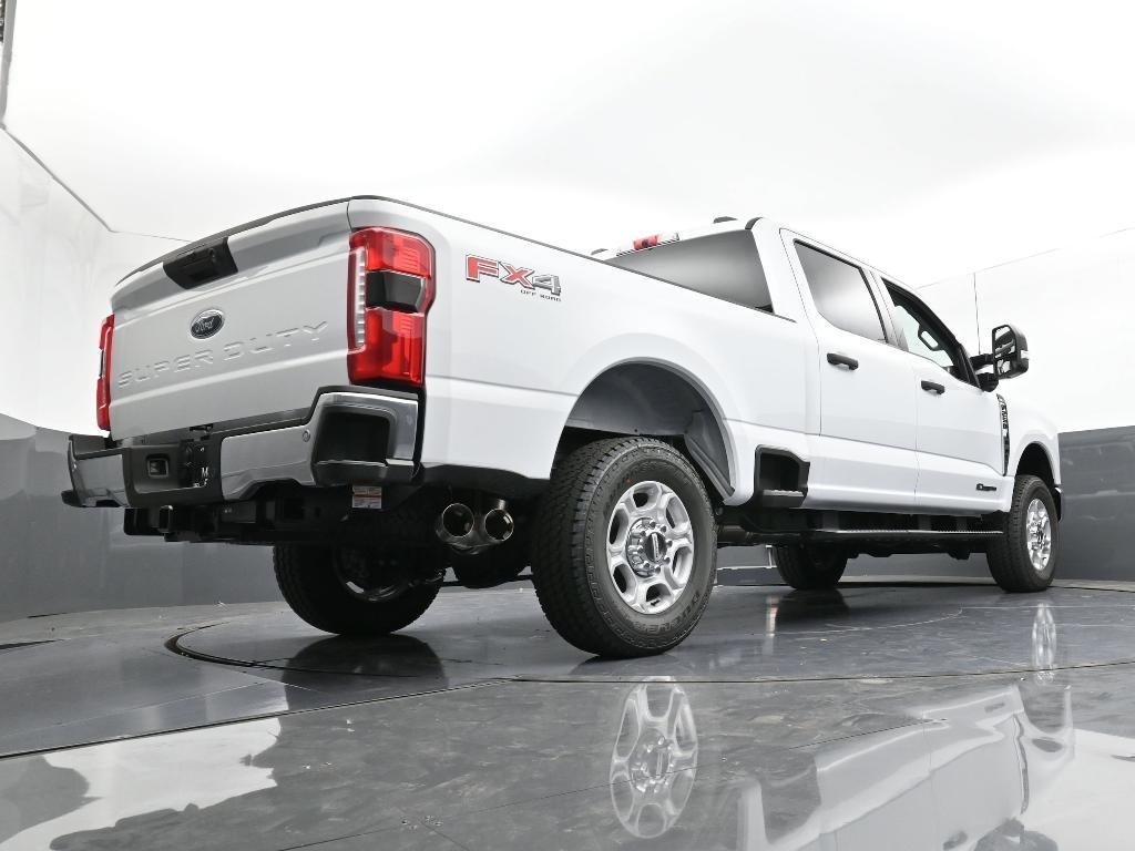 new 2025 Ford F-250 car, priced at $72,580
