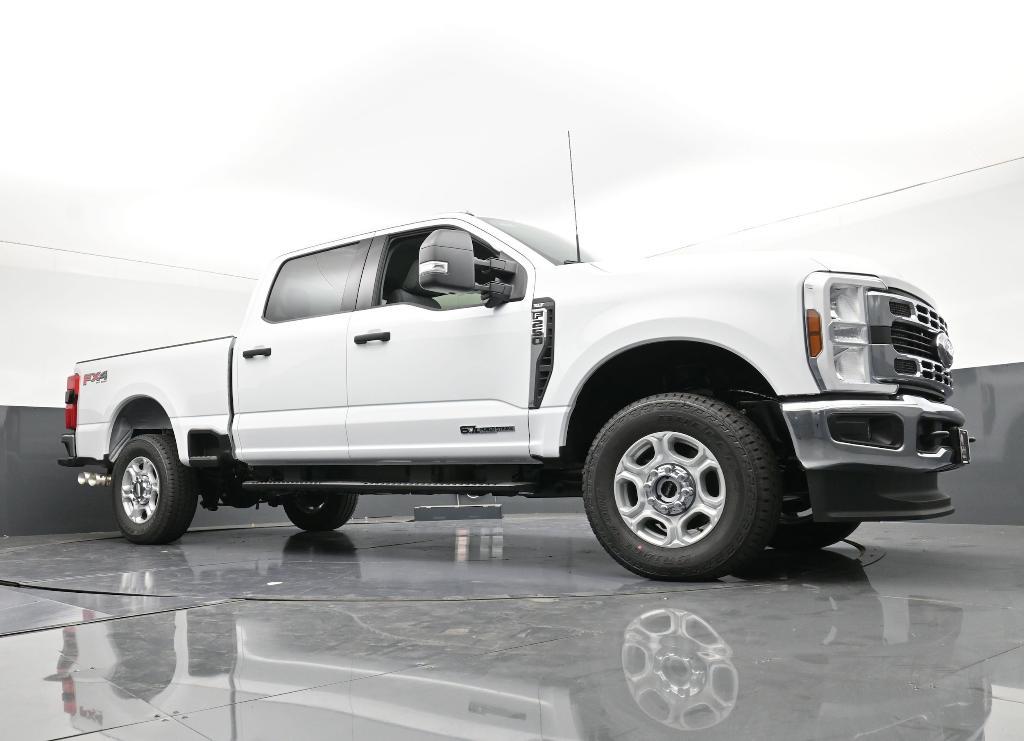 new 2025 Ford F-250 car, priced at $72,580