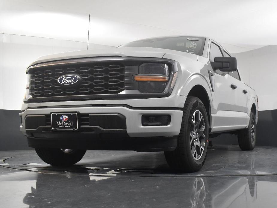 new 2024 Ford F-150 car, priced at $42,090