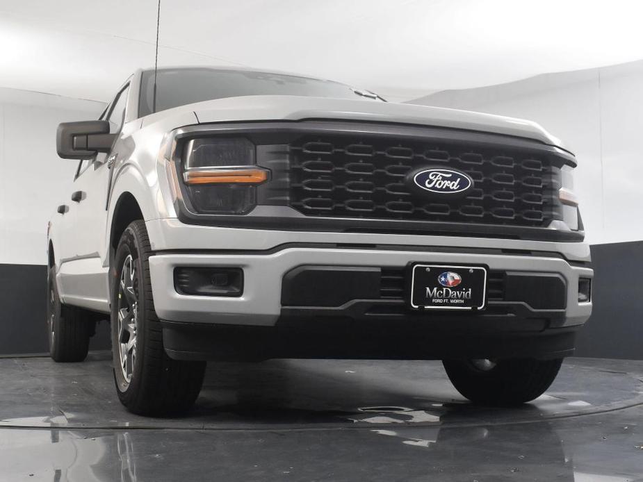 new 2024 Ford F-150 car, priced at $42,090