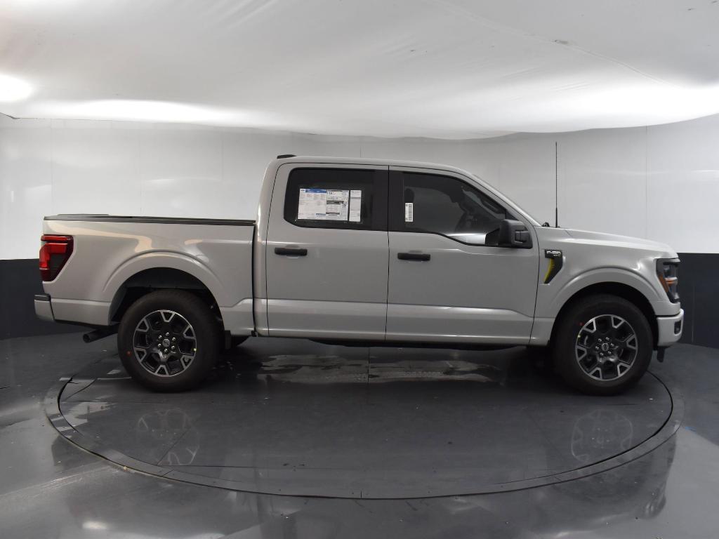 new 2024 Ford F-150 car, priced at $42,090