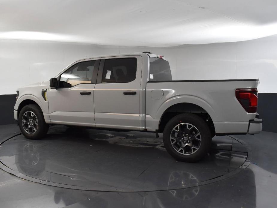 new 2024 Ford F-150 car, priced at $42,090