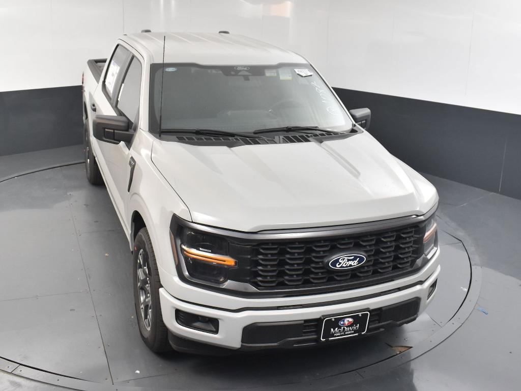 new 2024 Ford F-150 car, priced at $42,090