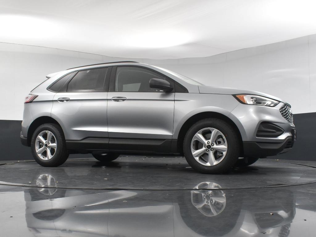 new 2024 Ford Edge car, priced at $29,425