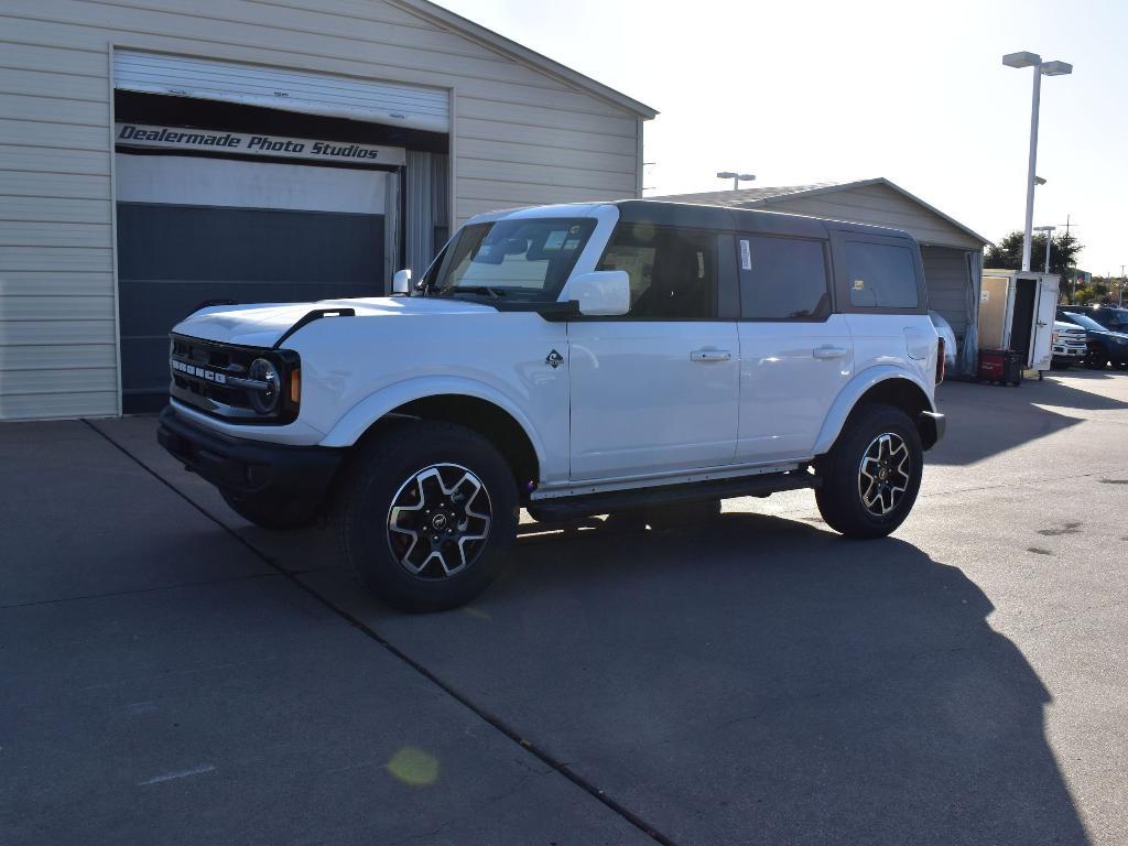 new 2024 Ford Bronco car, priced at $47,320