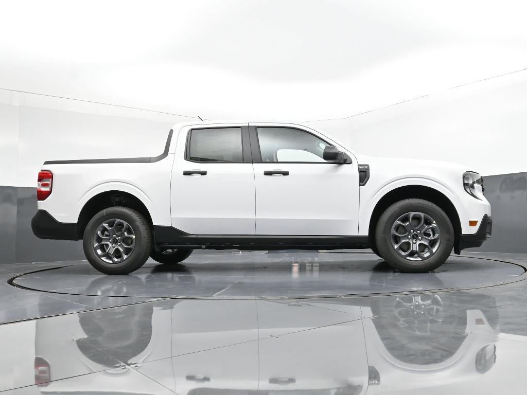 new 2025 Ford Maverick car, priced at $30,514
