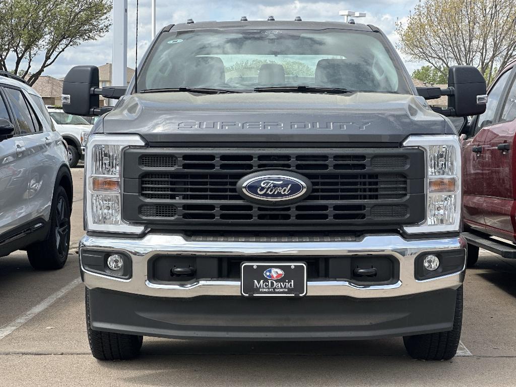new 2025 Ford F-350 car, priced at $69,925