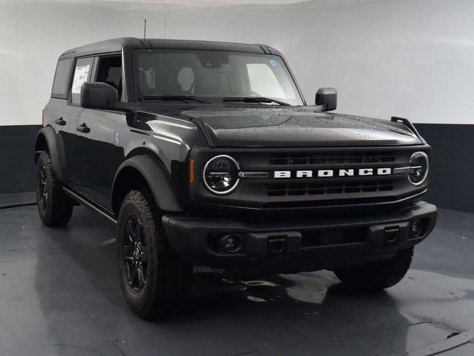 new 2024 Ford Bronco car, priced at $48,440