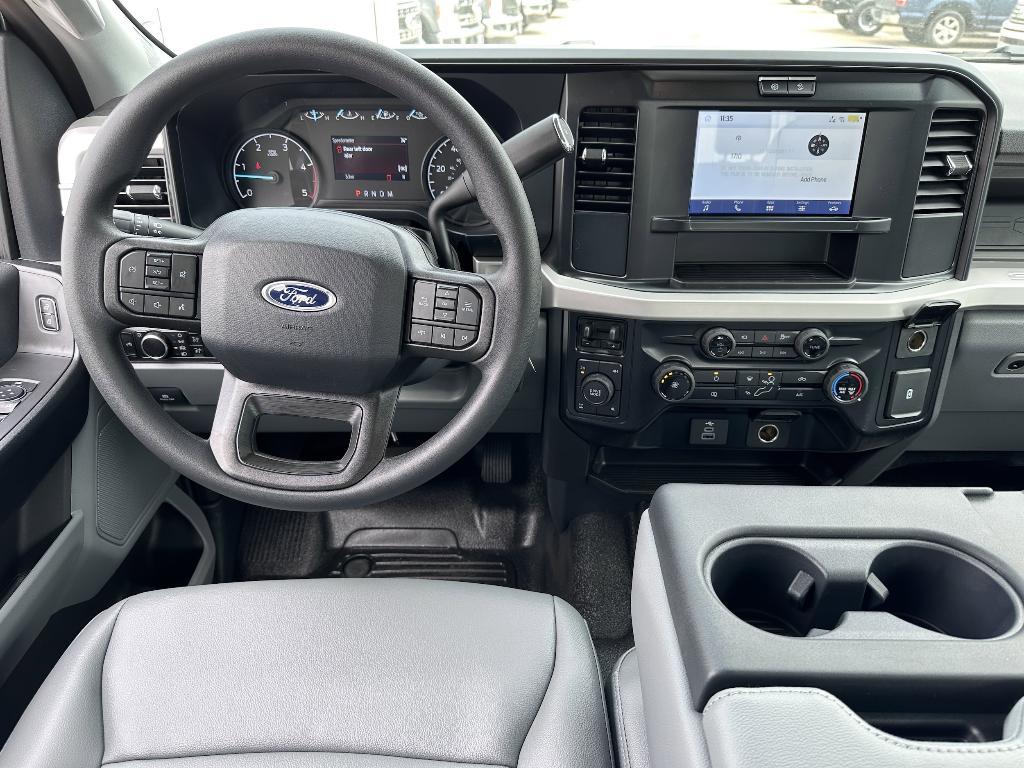 new 2025 Ford F-350 car, priced at $70,385