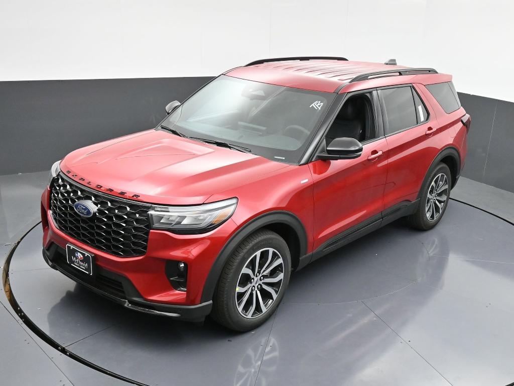 new 2025 Ford Explorer car, priced at $40,710