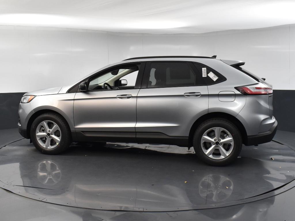 new 2024 Ford Edge car, priced at $29,425