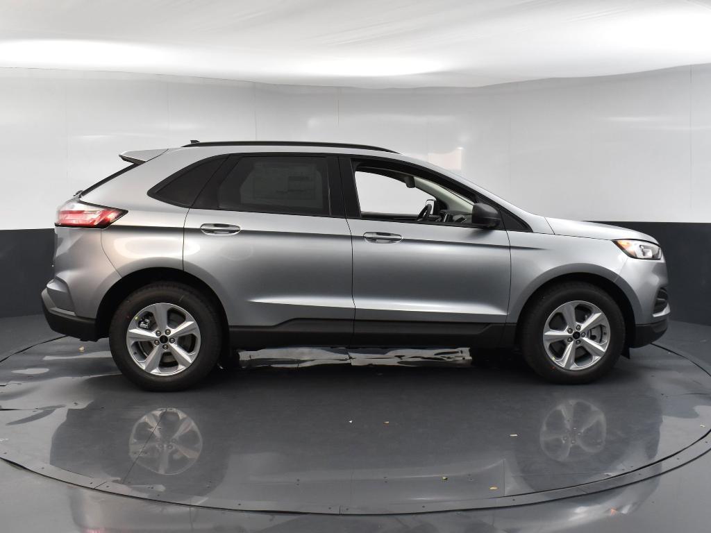 new 2024 Ford Edge car, priced at $29,425