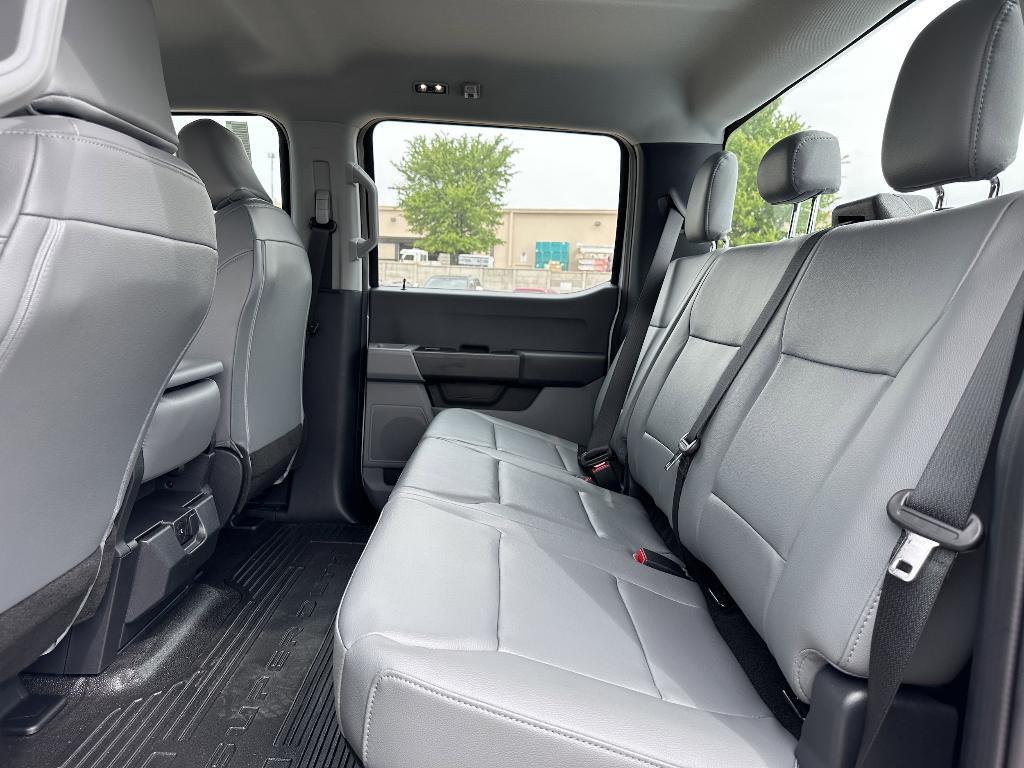 new 2025 Ford F-250 car, priced at $58,795
