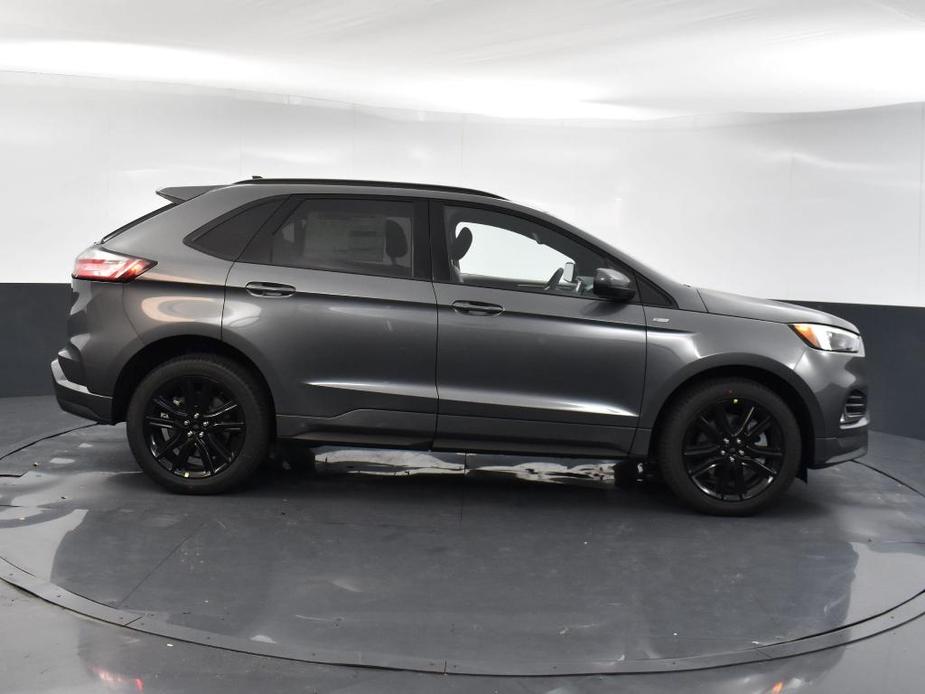 new 2024 Ford Edge car, priced at $33,980