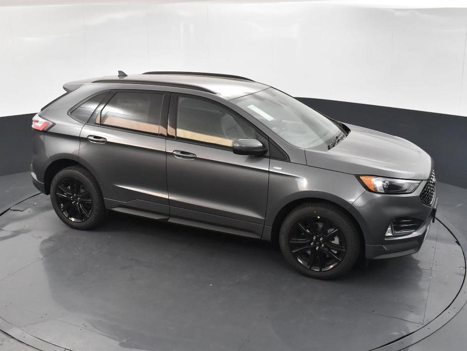 new 2024 Ford Edge car, priced at $33,980