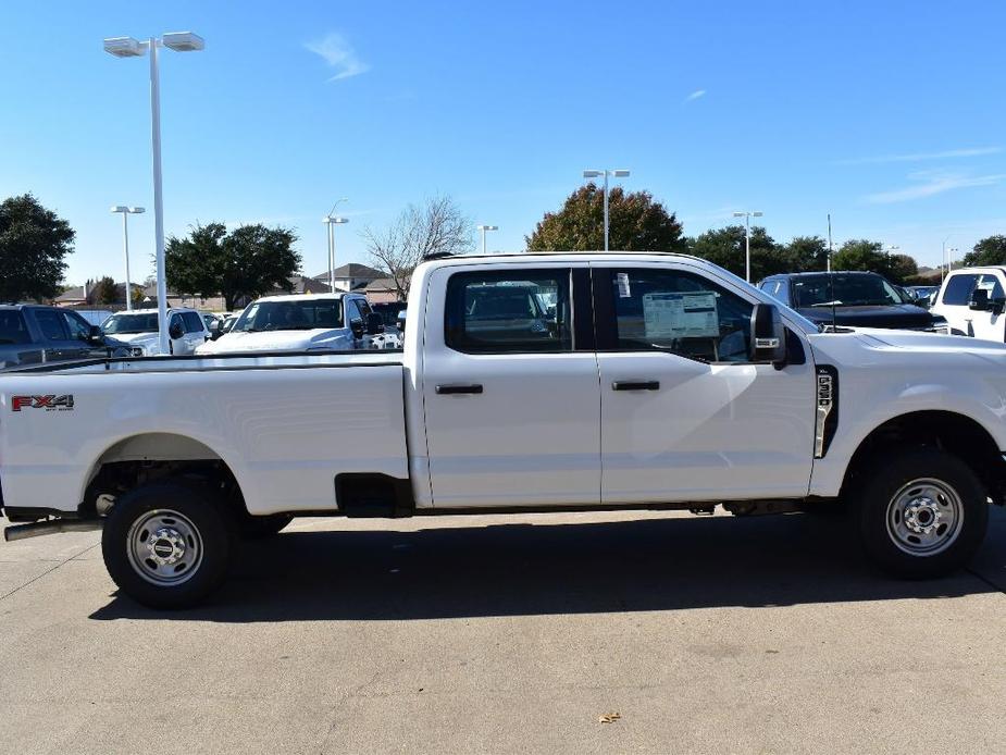 new 2024 Ford F-350 car, priced at $52,678