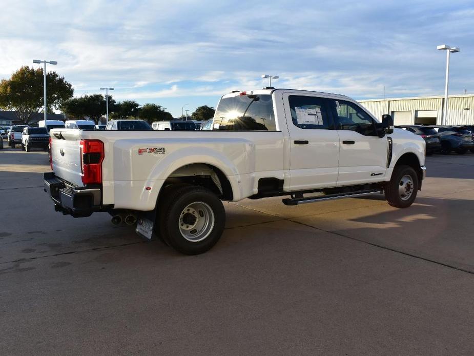 new 2024 Ford F-350 car, priced at $65,925