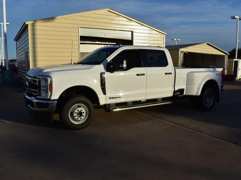 new 2024 Ford F-350 car, priced at $65,925