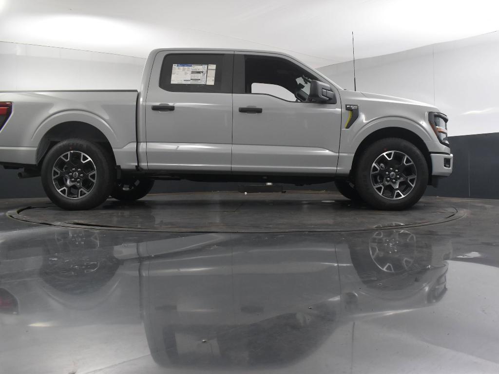 new 2024 Ford F-150 car, priced at $38,830