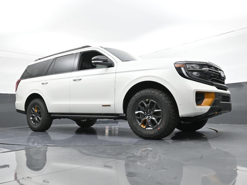 new 2025 Ford Expedition car, priced at $81,748