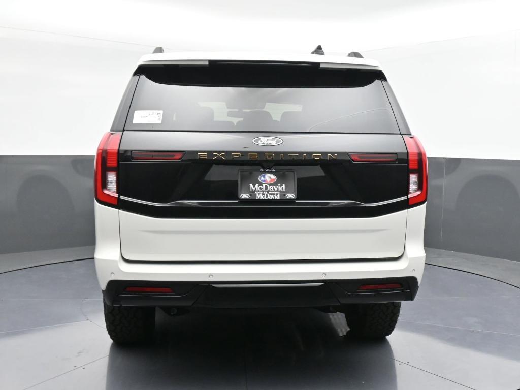 new 2025 Ford Expedition car, priced at $81,748