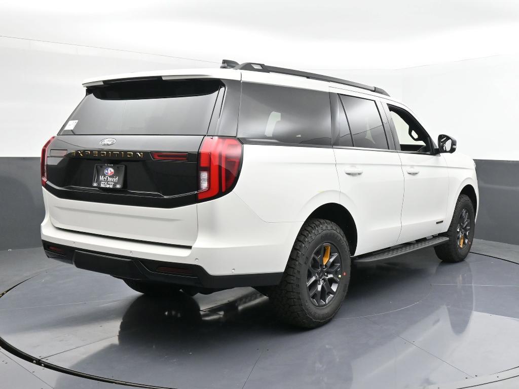 new 2025 Ford Expedition car, priced at $81,748