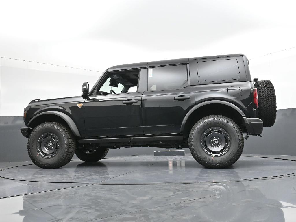 new 2025 Ford Bronco car, priced at $60,870