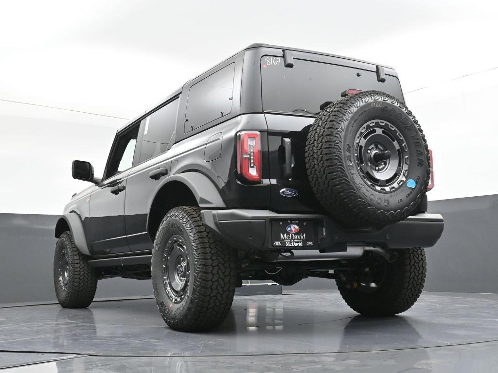 new 2025 Ford Bronco car, priced at $60,870