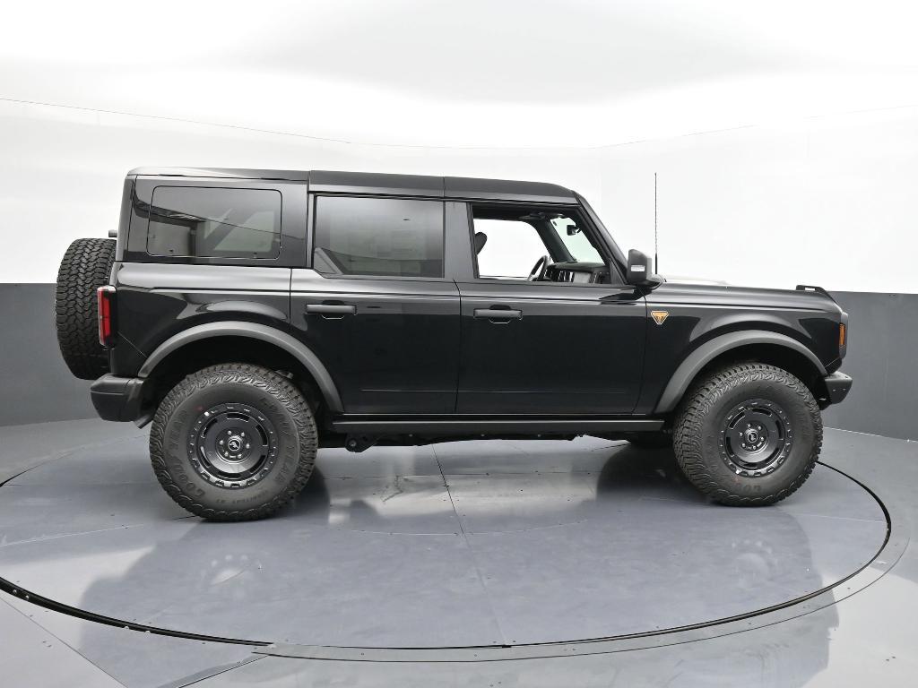 new 2025 Ford Bronco car, priced at $60,870