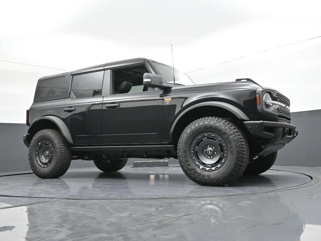 new 2025 Ford Bronco car, priced at $60,870