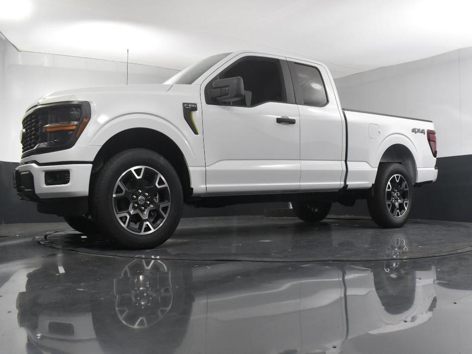 new 2024 Ford F-150 car, priced at $44,065