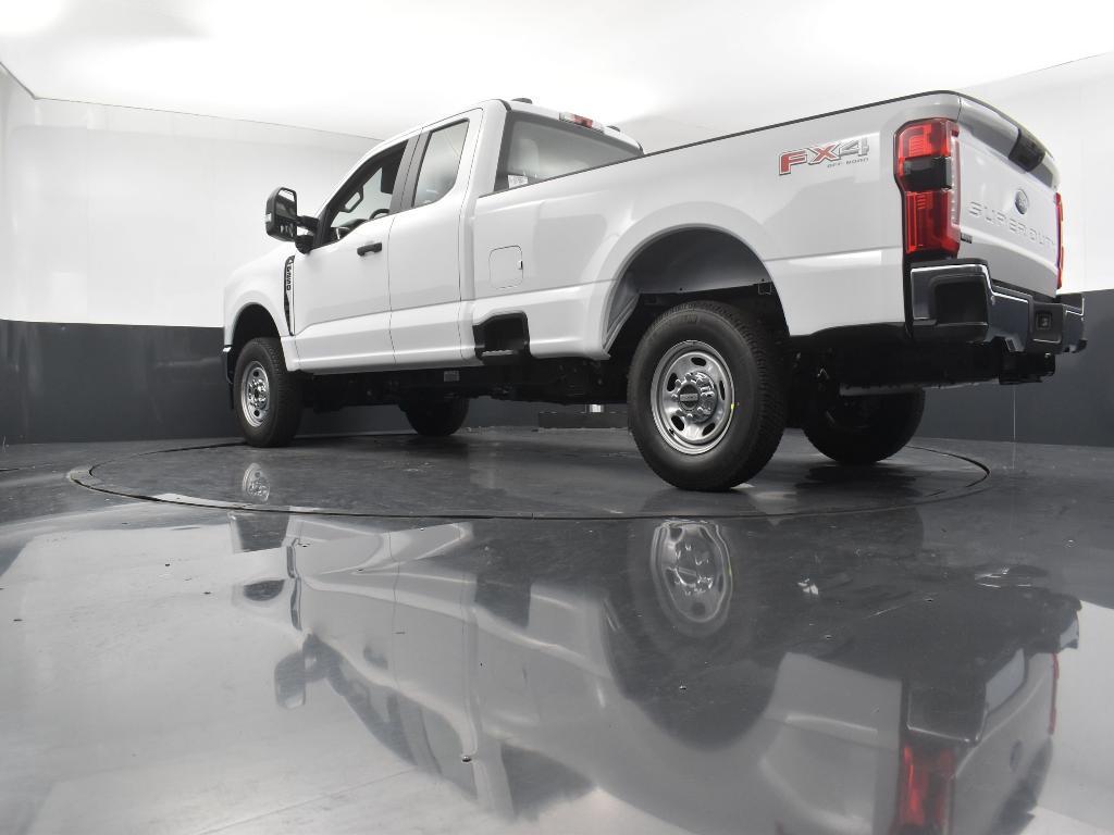 new 2024 Ford F-250 car, priced at $48,010