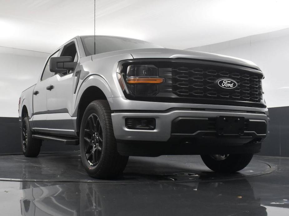 new 2024 Ford F-150 car, priced at $47,260