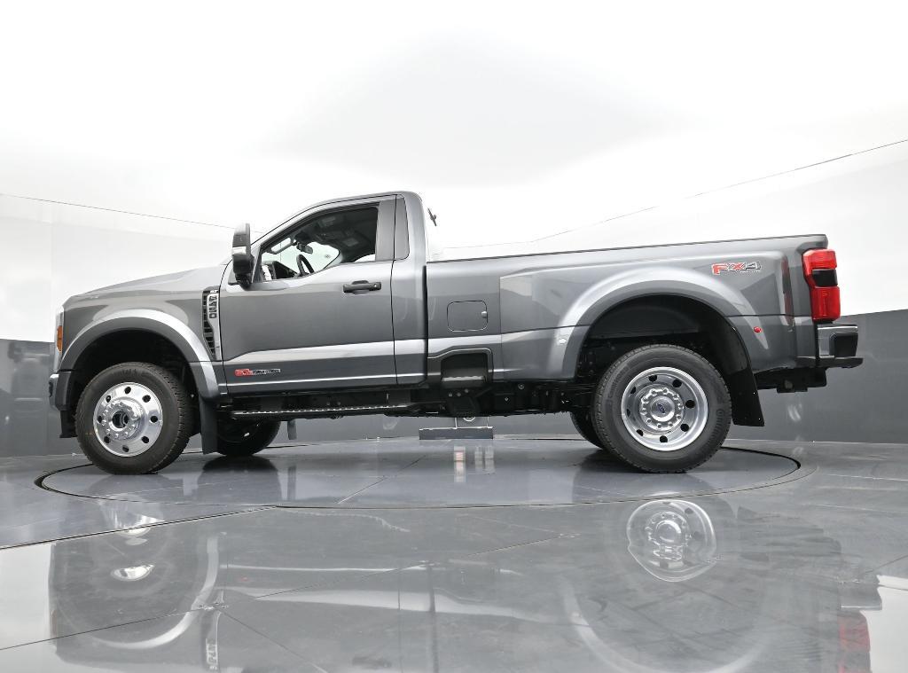 new 2025 Ford F-450 car, priced at $75,320