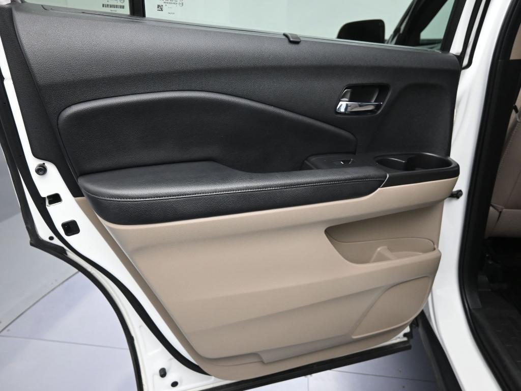 used 2022 Honda Pilot car, priced at $23,994