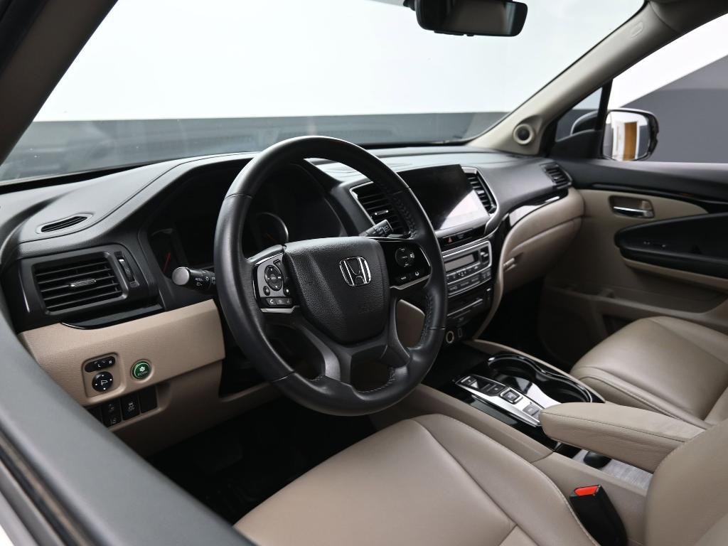 used 2022 Honda Pilot car, priced at $23,994