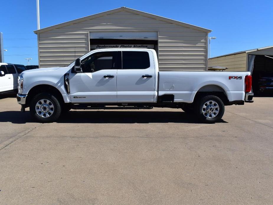 new 2024 Ford F-350 car, priced at $65,020