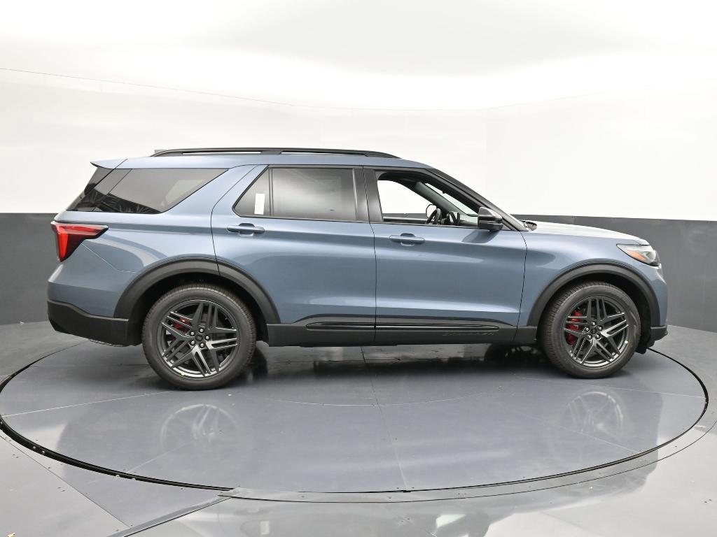 new 2025 Ford Explorer car, priced at $51,830