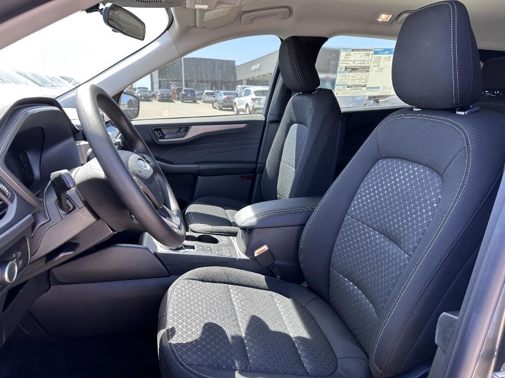 new 2025 Ford Escape car, priced at $28,368