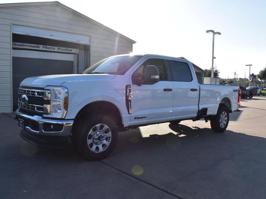 new 2024 Ford F-250 car, priced at $72,020