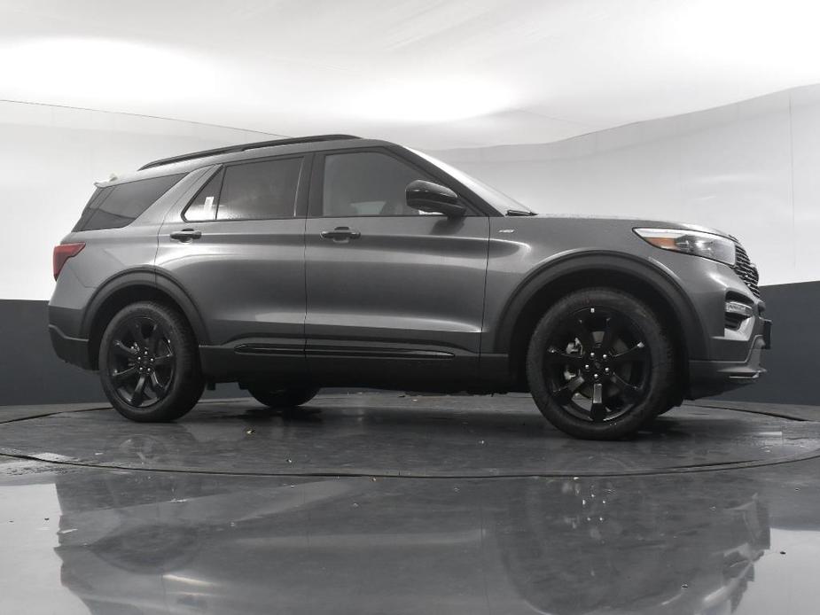 new 2024 Ford Explorer car, priced at $43,665