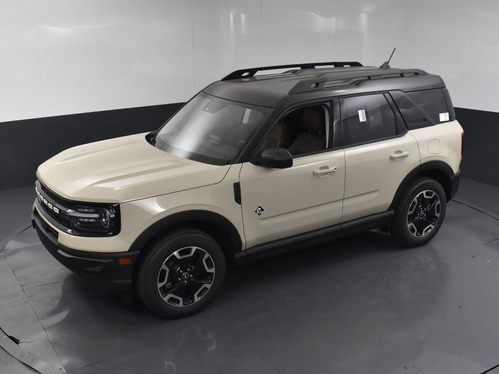 new 2024 Ford Bronco Sport car, priced at $33,215