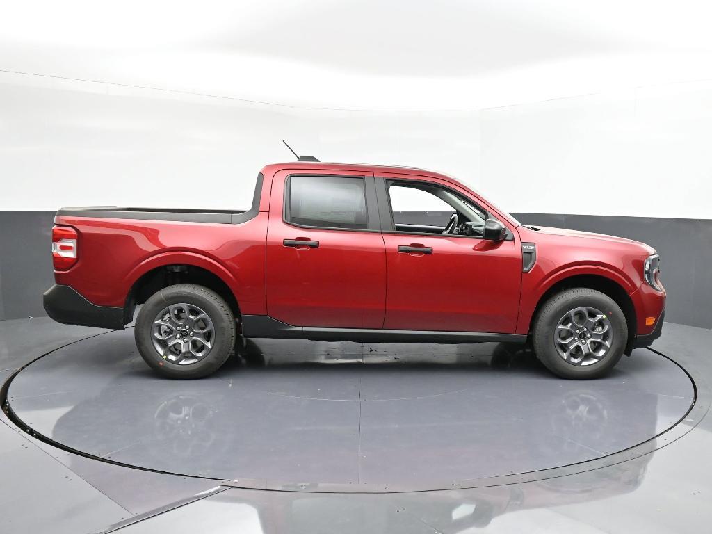 new 2025 Ford Maverick car, priced at $32,082